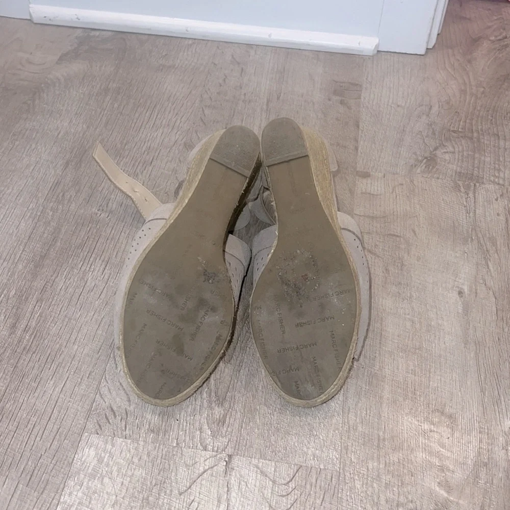Marc Fisher Tan Wedges